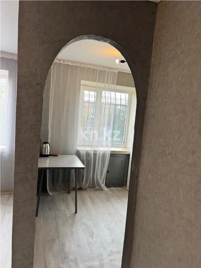 Продажа 1-комнатной квартиры, 30 м², 21 мкр., дом  4 в Караганде - фото 2
