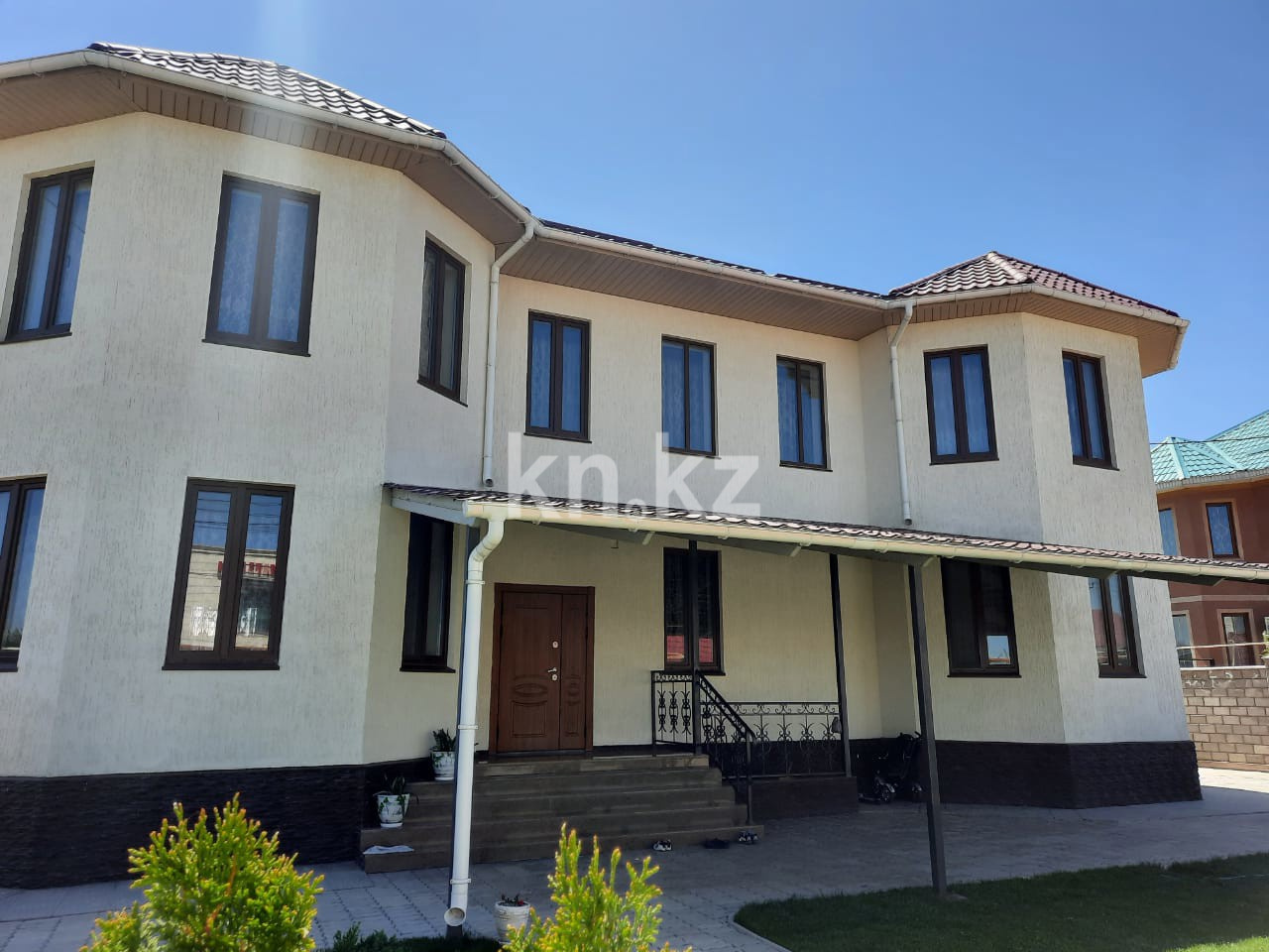 Продажа 7-комнатного дома, 410 м², ул. Сералина, дом  33 в Алматы