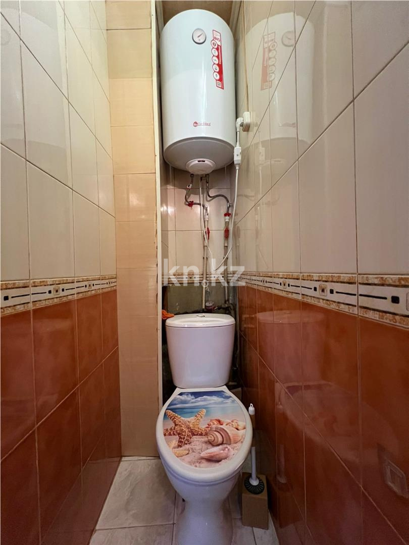 Продажа 4-комнатной квартиры, 74 м², 1 кв-л в Караганде - фото 17