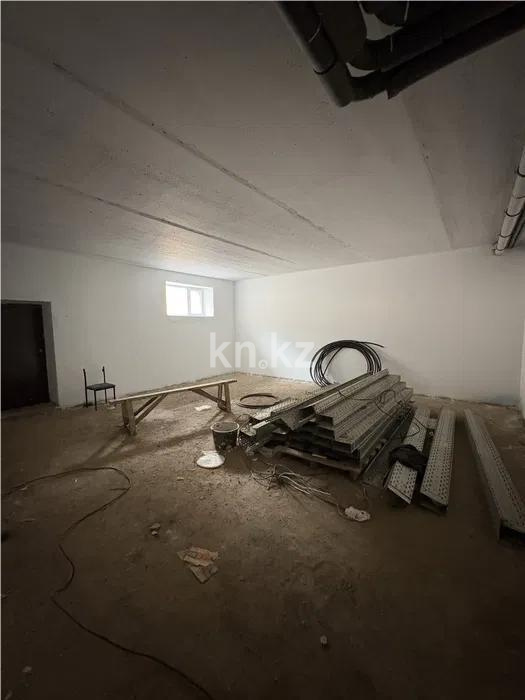 Продажа 2-комнатной квартиры, 126 м², 137 учетный квартал, дом  787 в Караганде