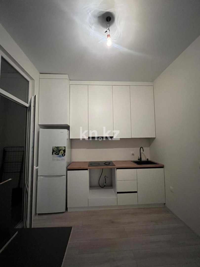 Аренда 1-комнатной квартиры, 38 м² в Астане