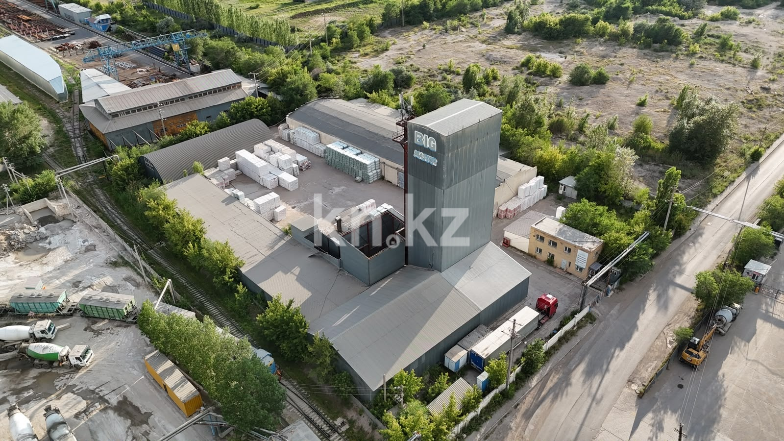 Продажа базы, 3004 м² в Астане