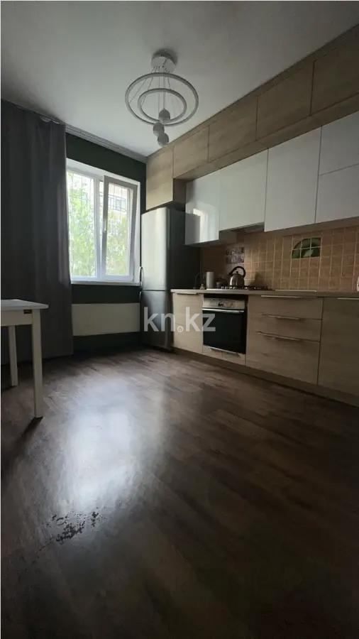 Продажа 1-комнатной квартиры, 38 м², мкр-н Аксай-1а, дом  26 в Алматы - фото 2