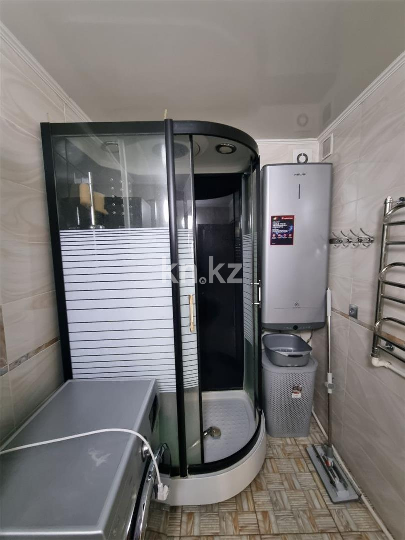 Продажа 4-комнатной квартиры, 90 м², ул. Дюсембекова, дом  4 в Караганде - фото 10