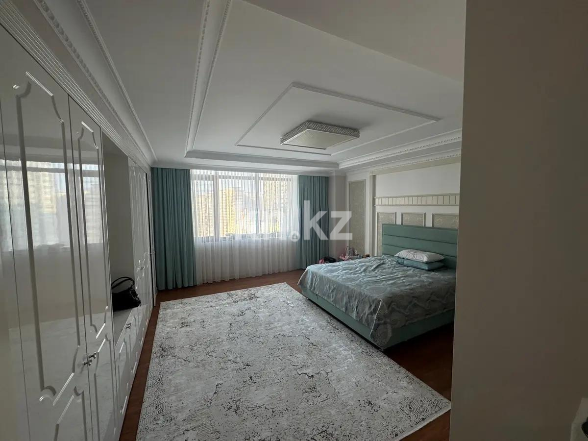 Продажа 4-комнатной квартиры, 176 м², пр. Кошкарбаева, дом  8 в Астане - фото 2