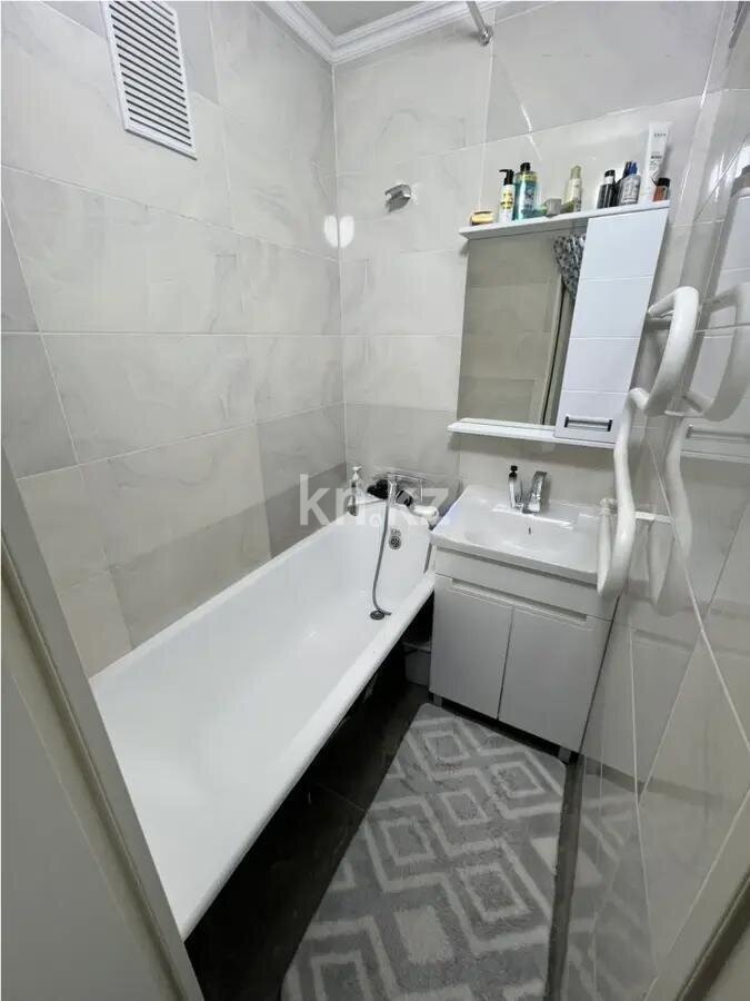 Продажа 3-комнатной квартиры, 63 м² в Алматы - фото 5