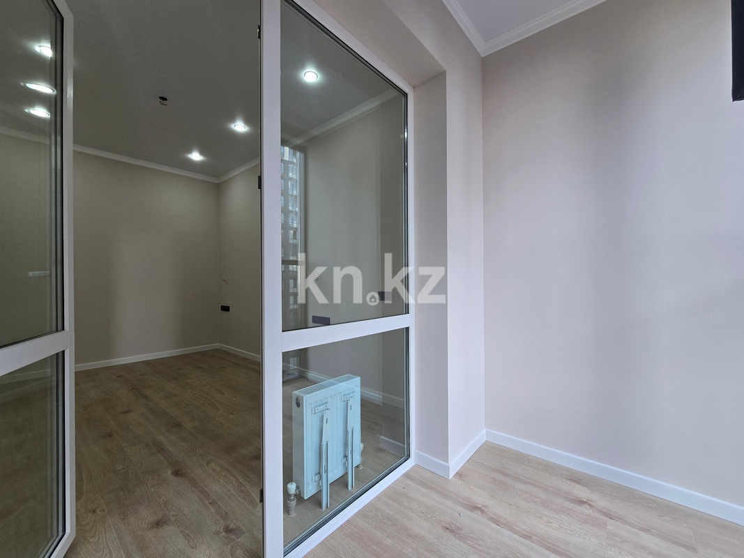 Продажа 2-комнатной квартиры, 55 м², ул. Тургута Озала в Алматы - фото 19