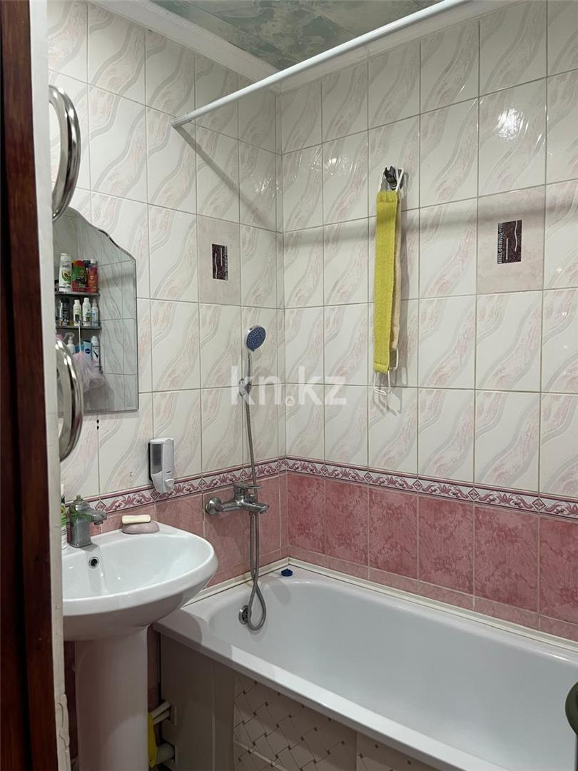 Продажа 3-комнатной квартиры, 90 м², мкр-н 11а, дом  26 в Караганде - фото 9