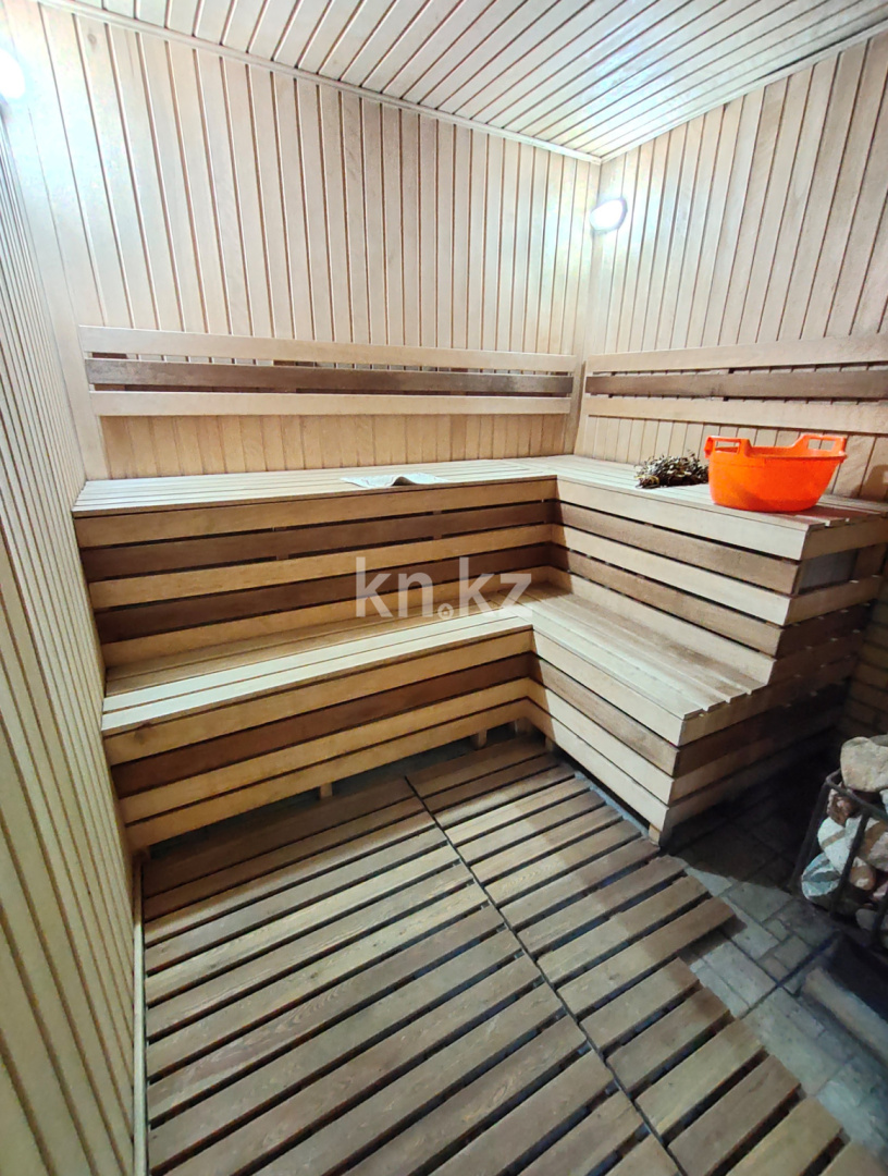 Продажа 9-комнатного дома, 629 м² в Караганде - фото 28