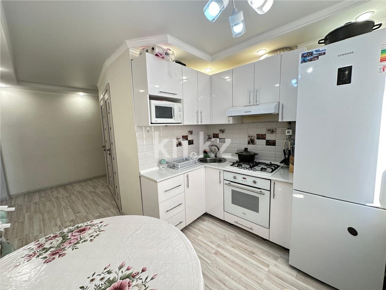 Продажа 3-комнатной квартиры, 69 м² в Караганде