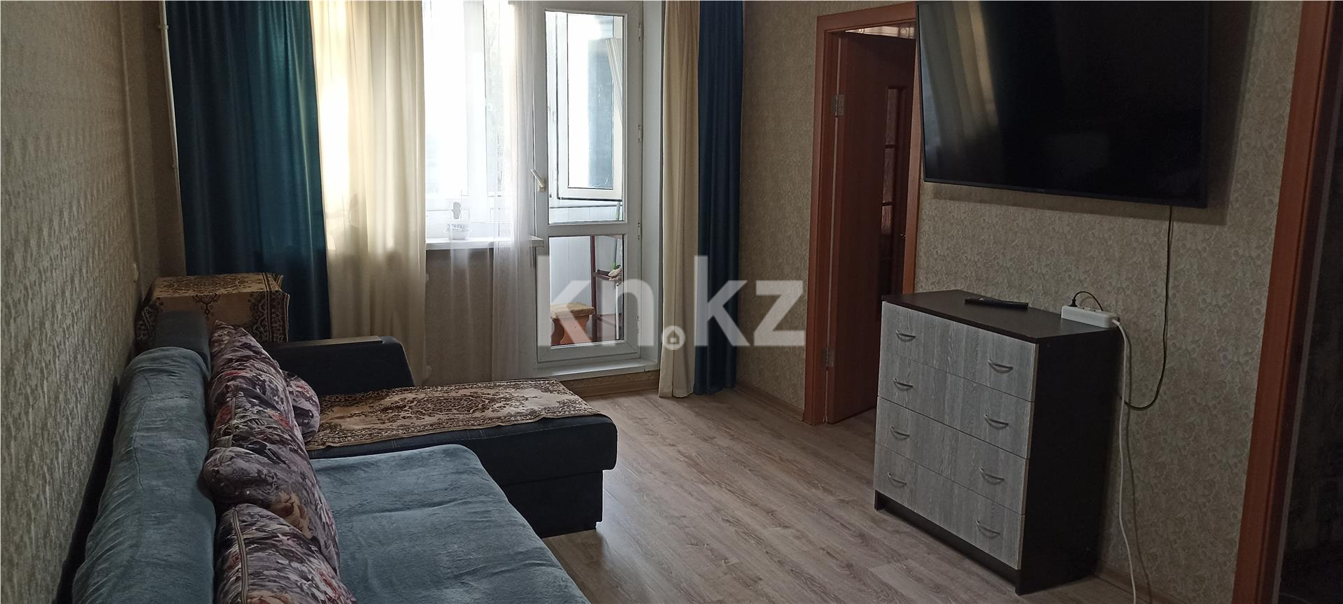 Продажа 4-комнатной квартиры, 60 м², мкр-н 19 в Караганде - фото 4