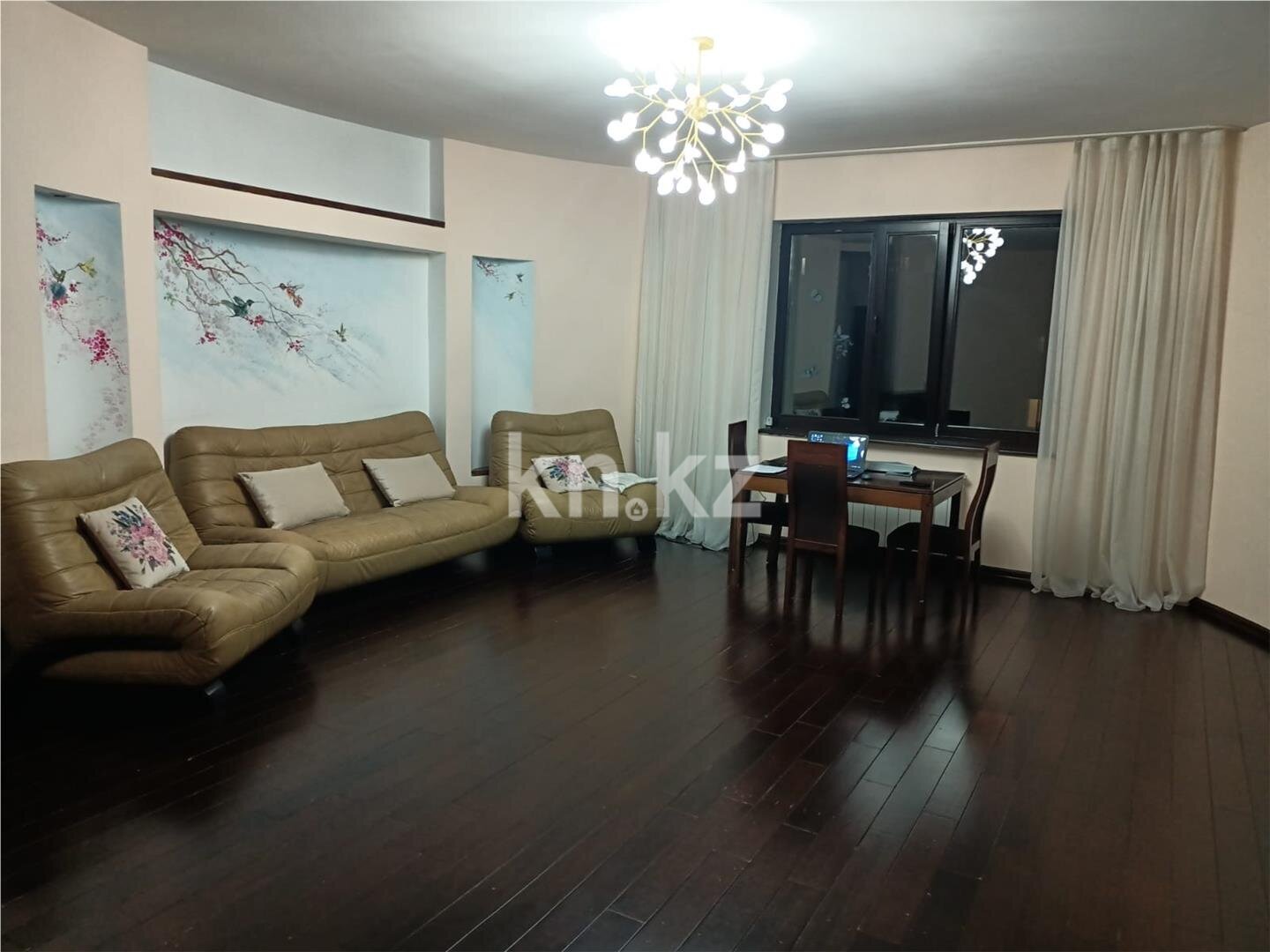 Продажа 4-комнатной квартиры, 133 м² в Астане - фото 2