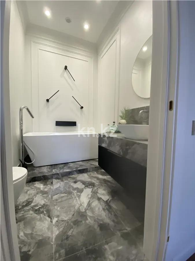 Продажа 3-комнатной квартиры, 108 м², ул. Толе би, дом  52 в Астане - фото 6