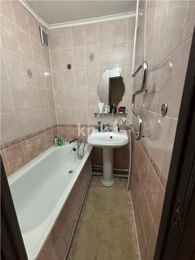 Продажа 3-комнатной квартиры, 61 м² в Караганде - фото 5