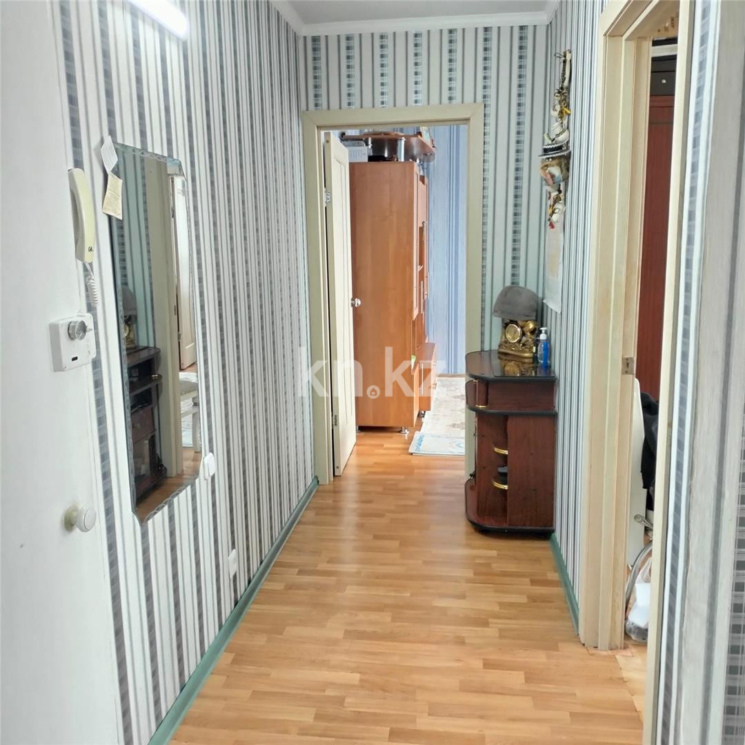 Продажа 4-комнатной квартиры, 62 м², мкр-н 23 в Караганде - фото 7