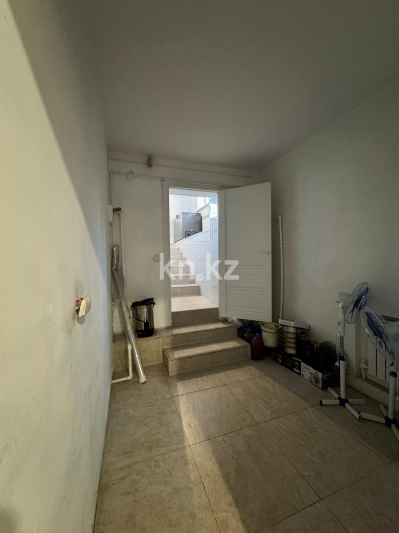 Продажа 6-комнатного дома, 343 м², ул. Карибжанова в Караганде - фото 27