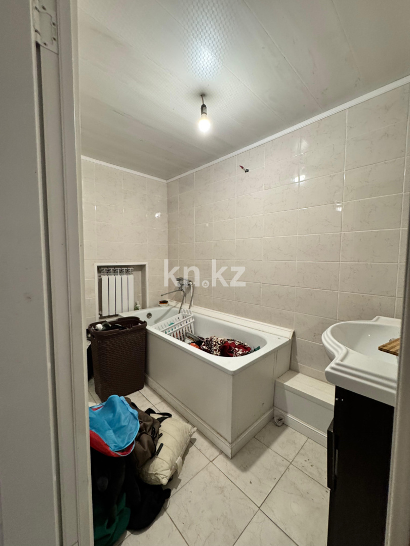 Продажа 6-комнатного дома, 343 м², ул. Карибжанова в Караганде - фото 24