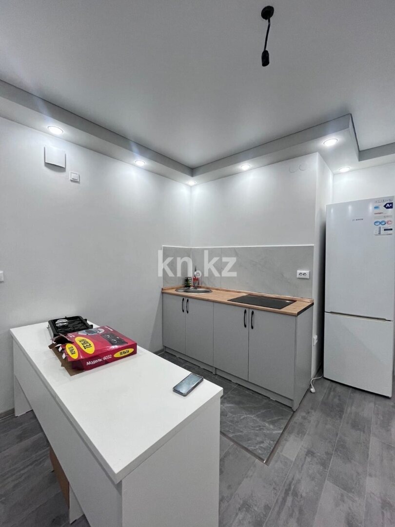 Аренда 1-комнатной квартиры, 47 м² в Астане
