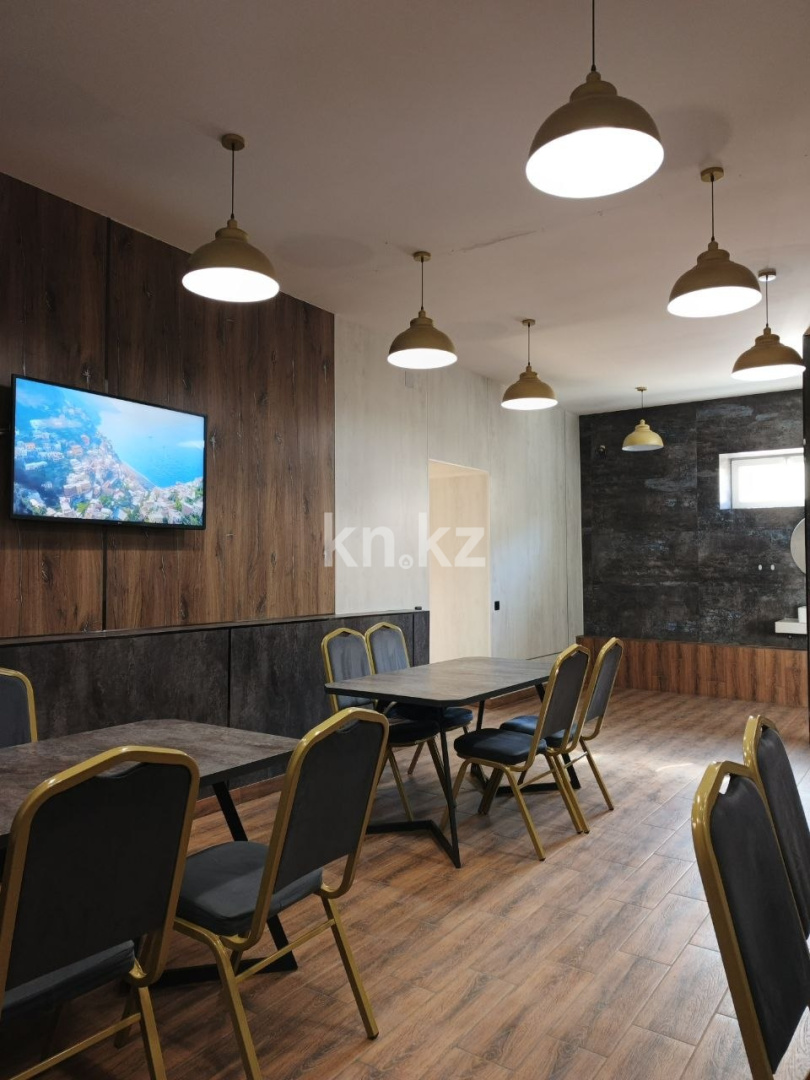 Продажа 7-комнатного дома, 470.3 м² в Караганде - фото 2