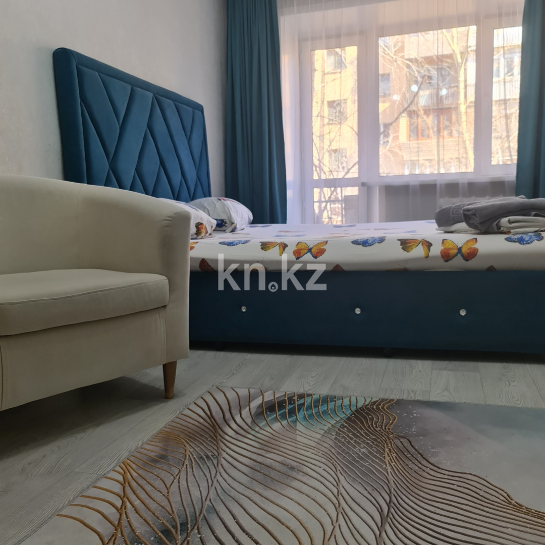 Аренда 1-комнатной квартиры посуточно, 35 м², пр. Бухар-жырау, дом  79/2 в Караганде - фото 15