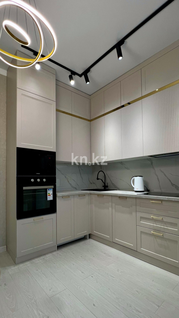 Аренда 1-комнатной квартиры посуточно, 50 м², ул. Бокейхана, дом  24 - пр. Мангилик Ел в Астане - фото 7