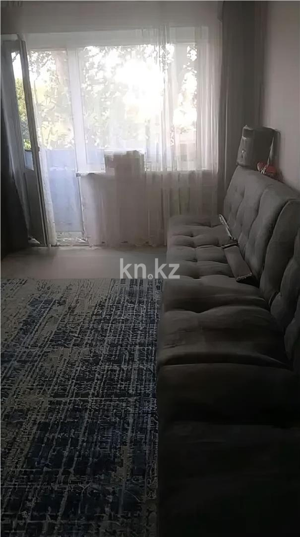 Продажа 4-комнатной квартиры, 65 м² в Караганде