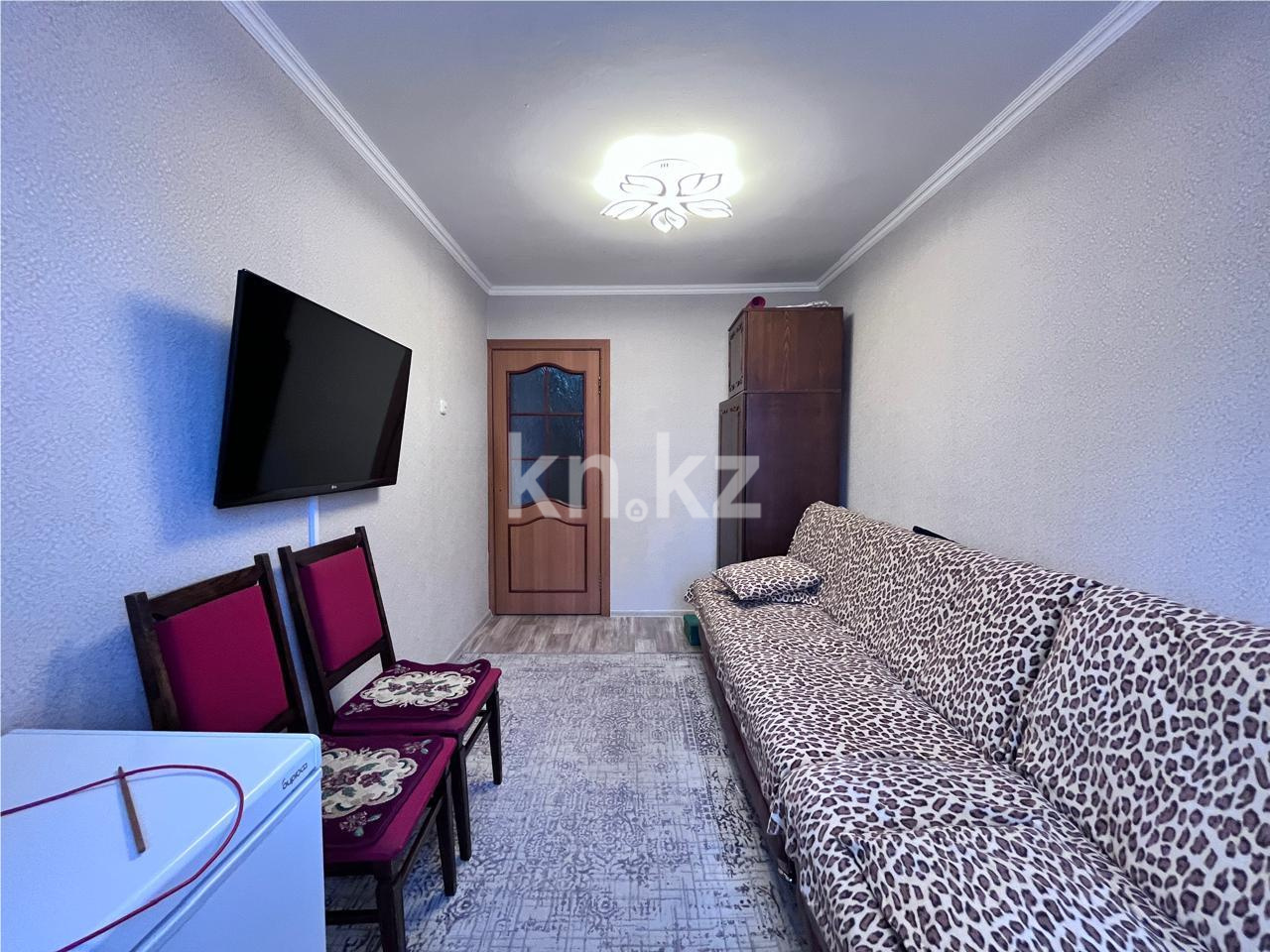 Продажа 4-комнатной квартиры, 61 м², пр. Строителей, дом  16 в Караганде - фото 10
