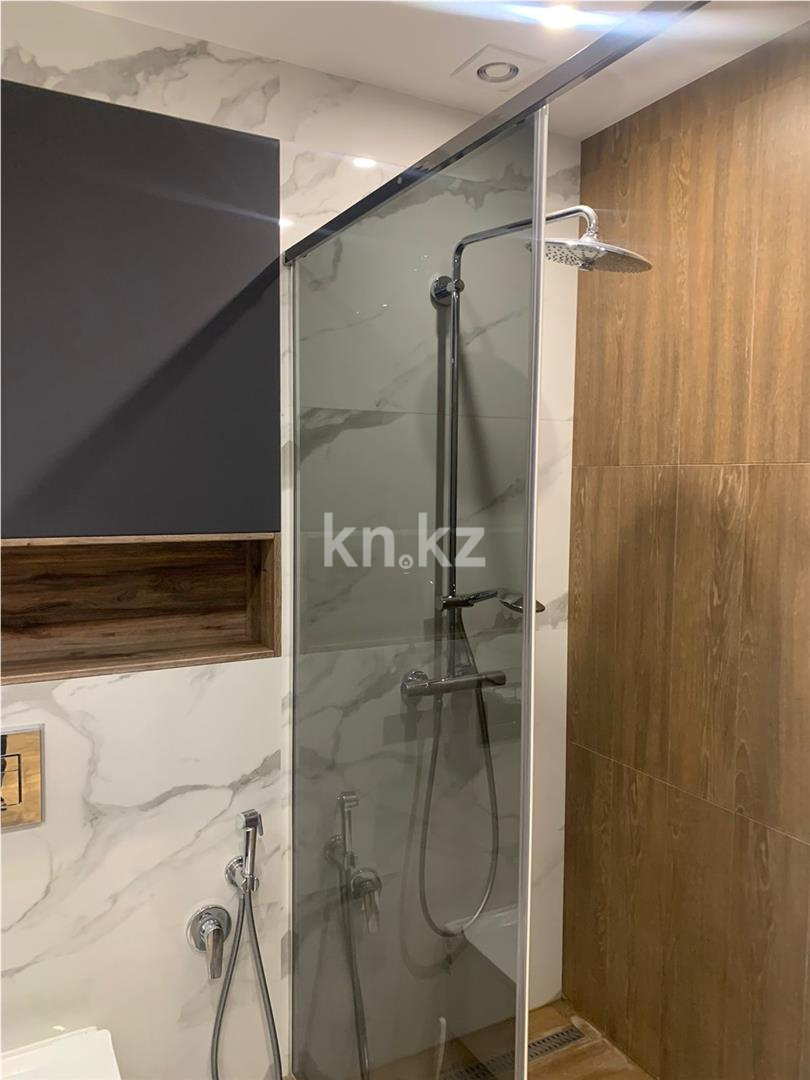 Продажа 2-комнатной квартиры, 62 м², ул. Ботаническая, дом  12/13 в Караганде - фото 7