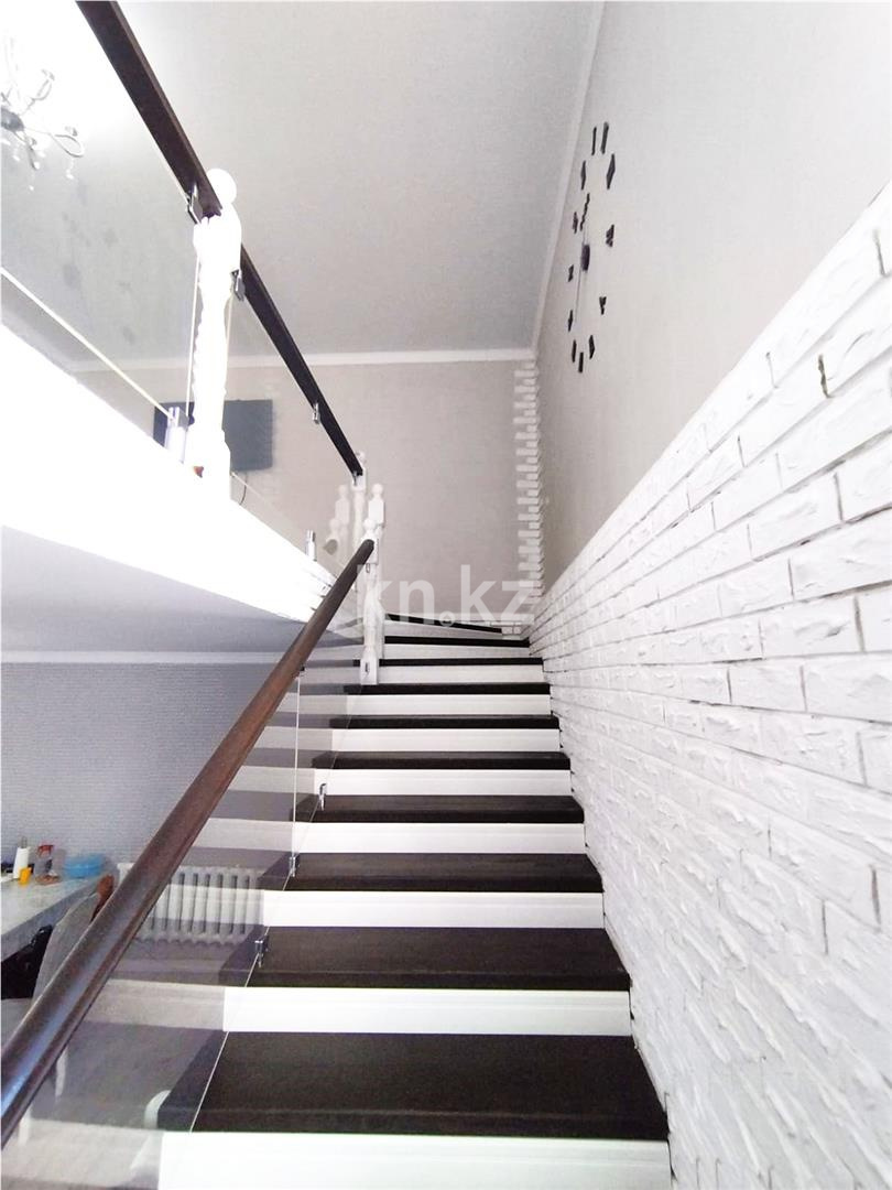 Продажа 5-комнатного дома, 220 м², ул. Мынбаева в Караганде - фото 10