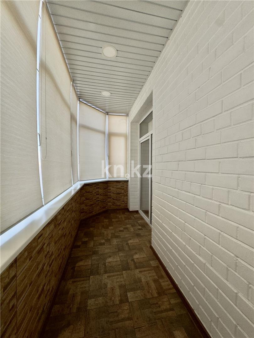 Продажа 5-комнатной квартиры, 217 м², ул. Аманжолова, дом  41 в Караганде - фото 3