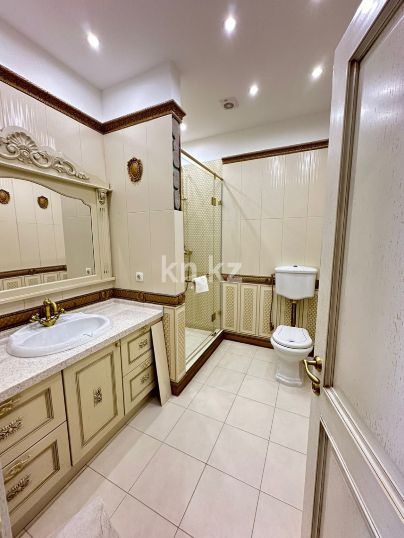 Продажа 4-комнатной квартиры, 300 м², Рахимжана Кошкарбаева в Астане - фото 5