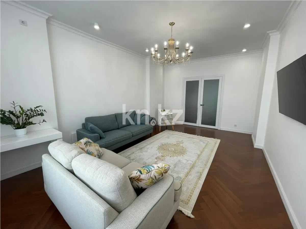 Продажа 4-комнатной квартиры, 138 м² в Астане