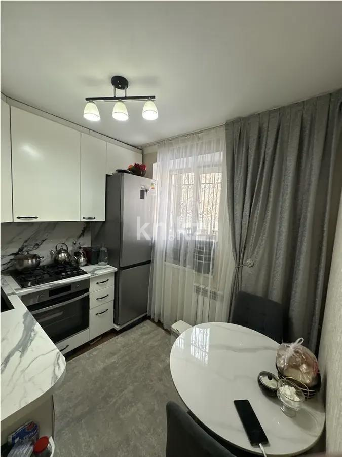 Продажа 4-комнатной квартиры, 57.8 м² в Алматы - фото 4