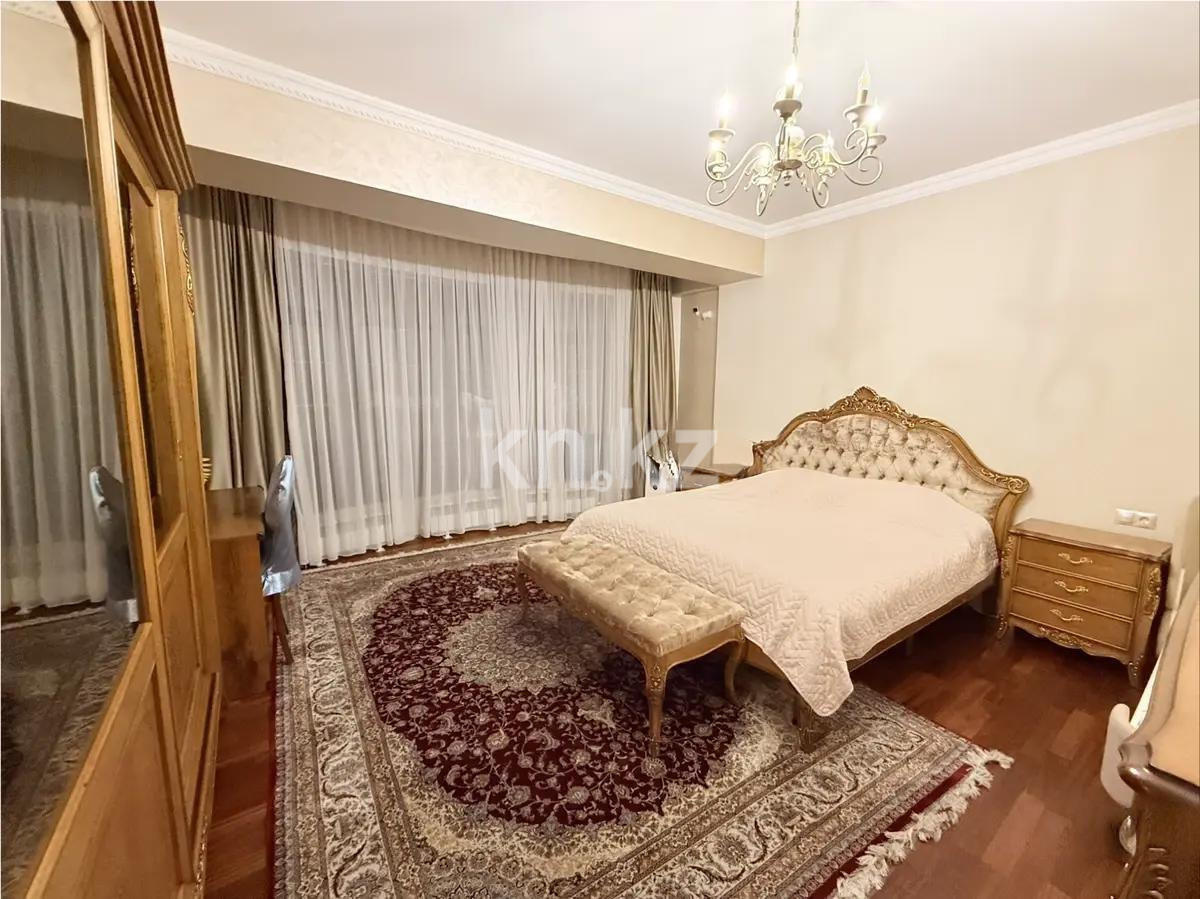 Продажа 3-комнатной квартиры, 135 м², ул. Керей-Жанибек хандар, дом  29 в Алматы - фото 2