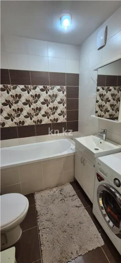 Продажа 1-комнатной квартиры, 50 м², ул. Акмешит, дом  5а в Астане - фото 3