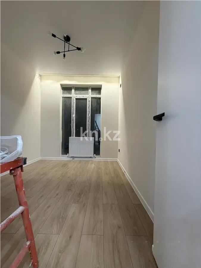 Продажа 3-комнатной квартиры, 40 м², мкр. Шугыла, дом  340/46 в Алматы - фото 2