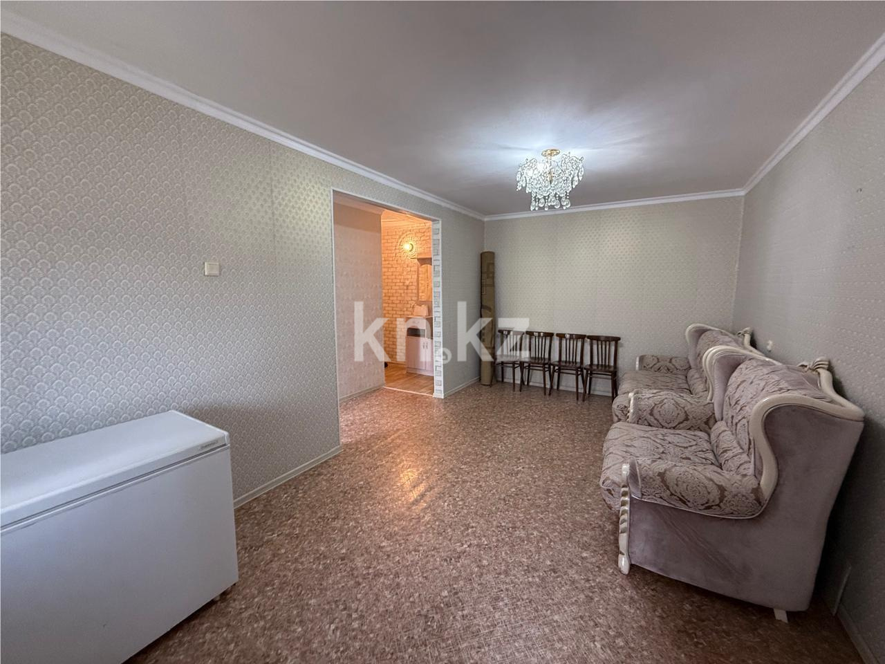 Продажа 2-комнатной квартиры, 45 м², мкр-н 12, дом  22 в Караганде - фото 2