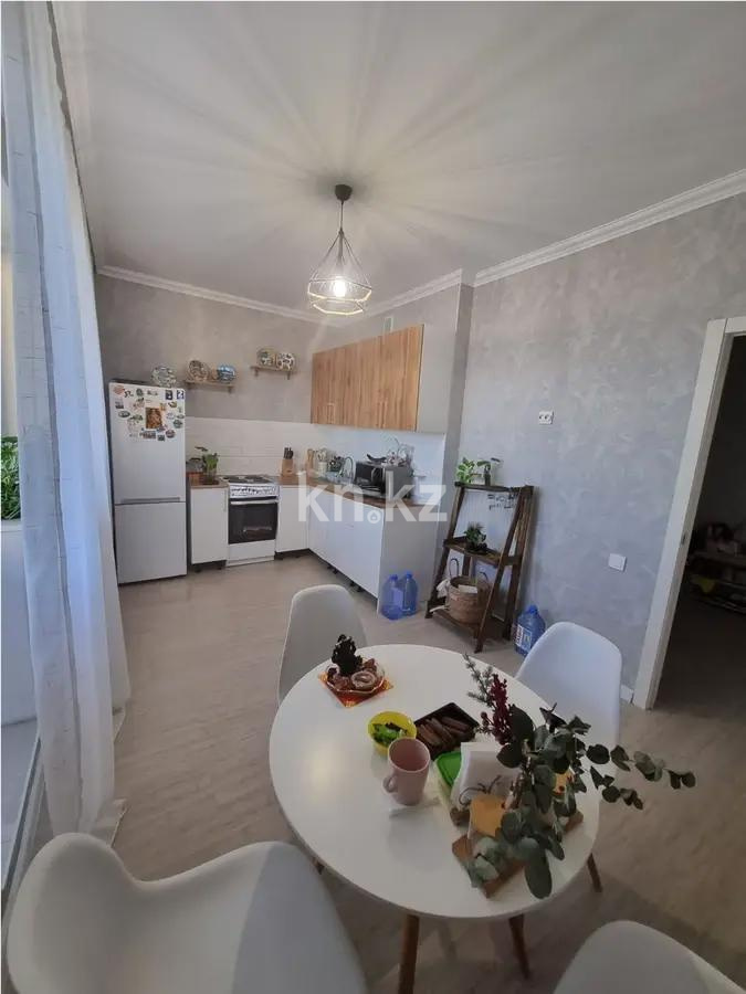 Продажа 1-комнатной квартиры, 44 м², ул. Караменде Би Шакаулы, дом  7/3 в Астане - фото 2