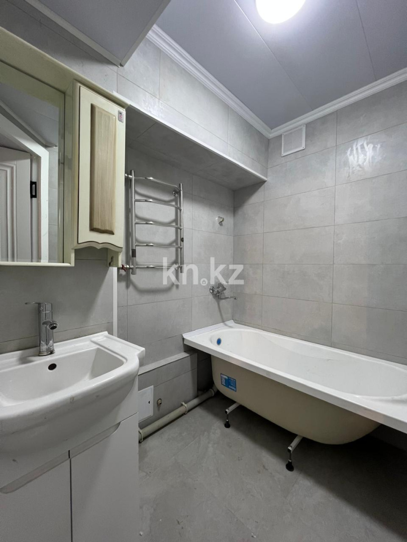 Продажа 3-комнатной квартиры, 63 м², ул. Бокейханова в Алматы - фото 6