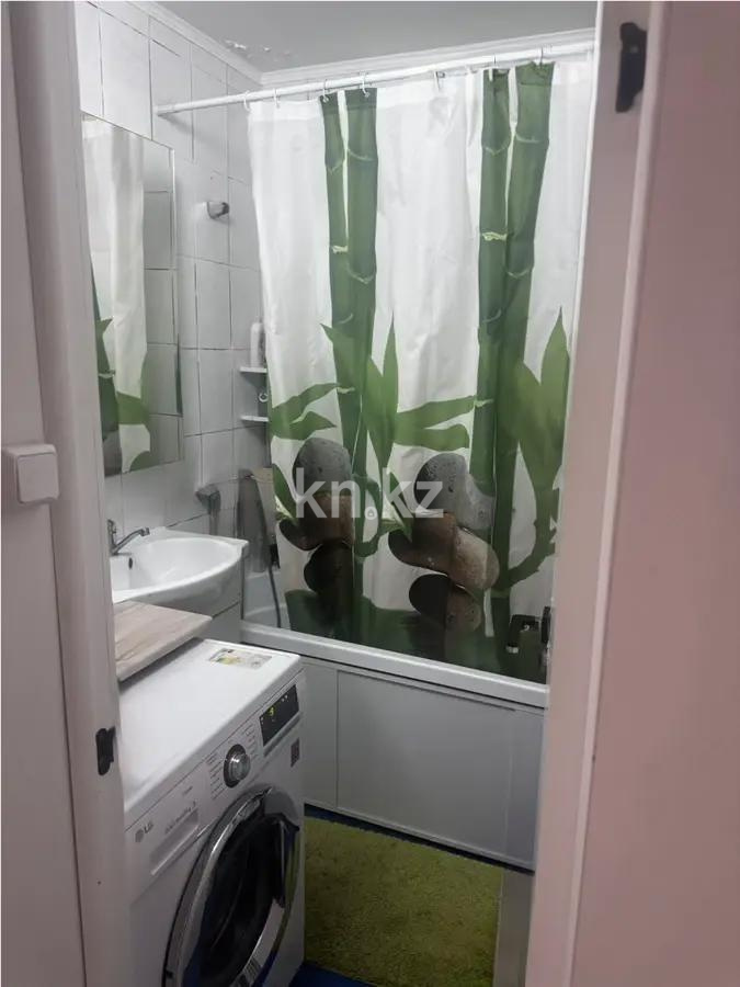 Продажа 2-комнатной квартиры, 51 м², мкр-н Аксай-4, дом  44 в Алматы - фото 3