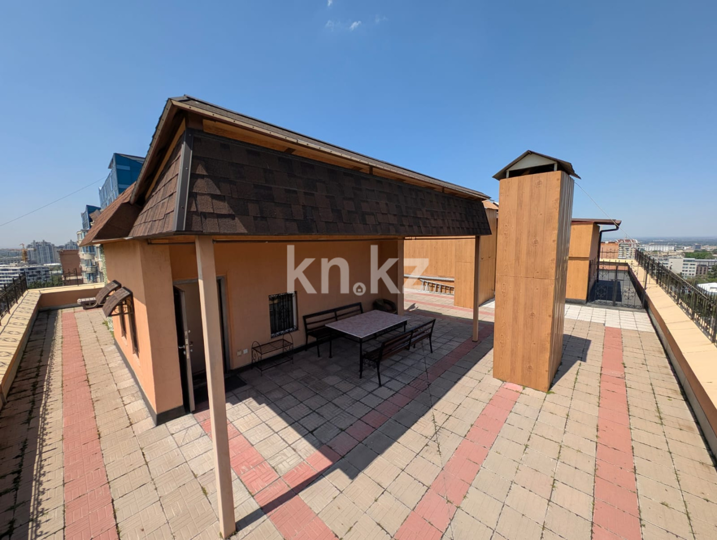 Продажа 3-комнатной квартиры, 201 м² в Алматы - фото 25