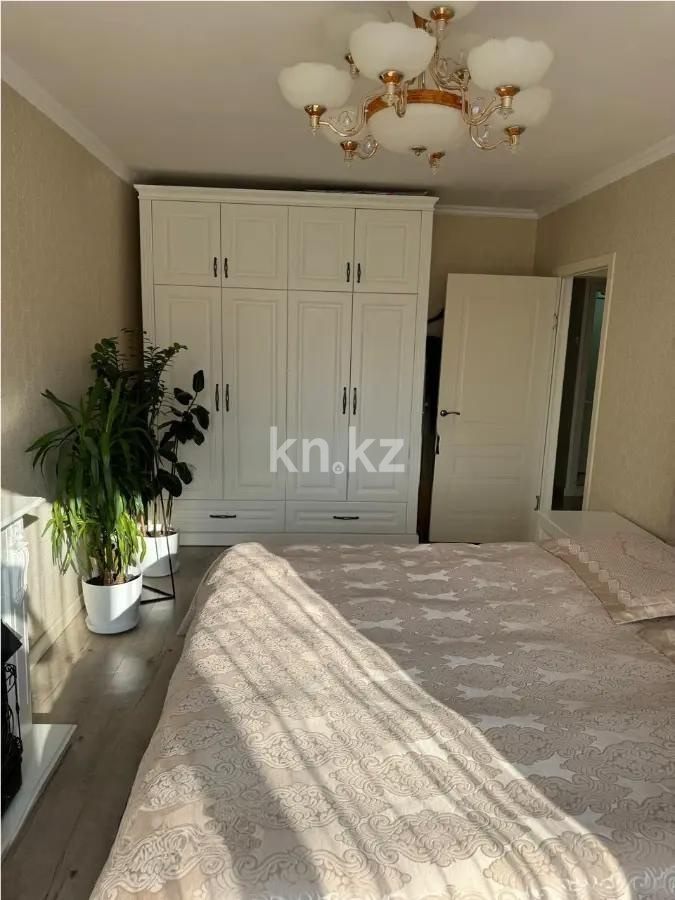 Продажа 3-комнатной квартиры, 62.6 м², 10а мкр., дом  22 в Алматы - фото 3