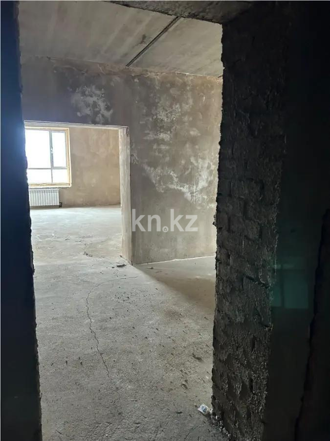 Продажа 4-комнатной квартиры, 134 м², 137 учетный квартал, дом  787 в Караганде - фото 5