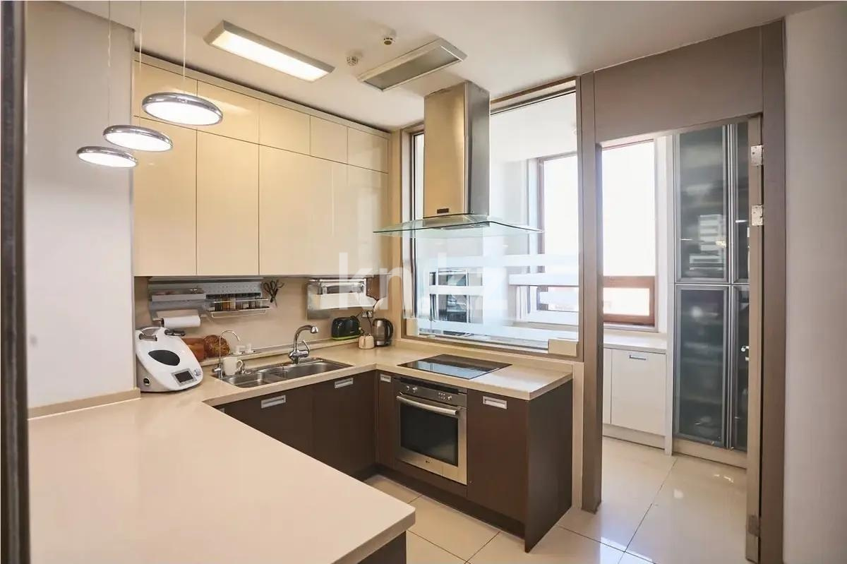 Продажа 4-комнатной квартиры, 128 м² в Астане - фото 5
