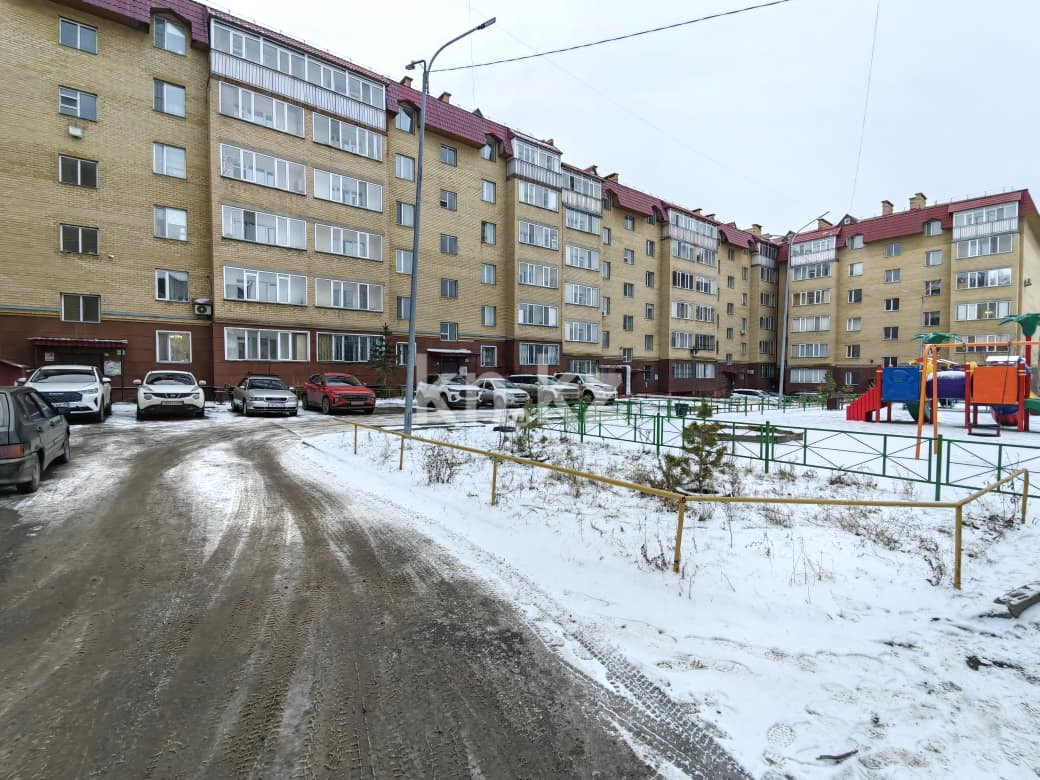 Продажа 4-комнатной квартиры, 143 м², мкр. Голубые Пруды, дом  5/4 в Караганде - фото 35