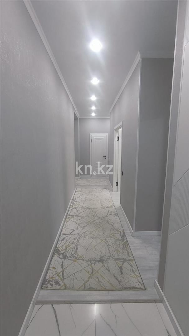 Продажа 4-комнатной квартиры, 118 м², ул. Букетова в Караганде - фото 20