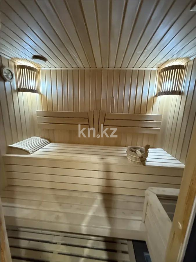 Продажа 5-комнатной квартиры, 292.2 м², ул. Желтоксан, дом  2/3 в Астане - фото 10