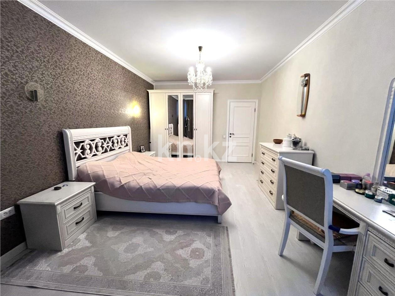 Продажа 4-комнатной квартиры, 136 м², пр. Шахтеров в Караганде - фото 7