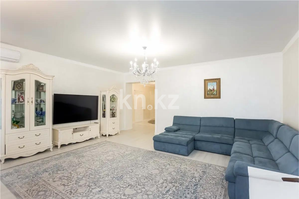 Продажа 5-комнатной квартиры, 284.4 м², пр. Аль-Фараби, дом  45 в Алматы