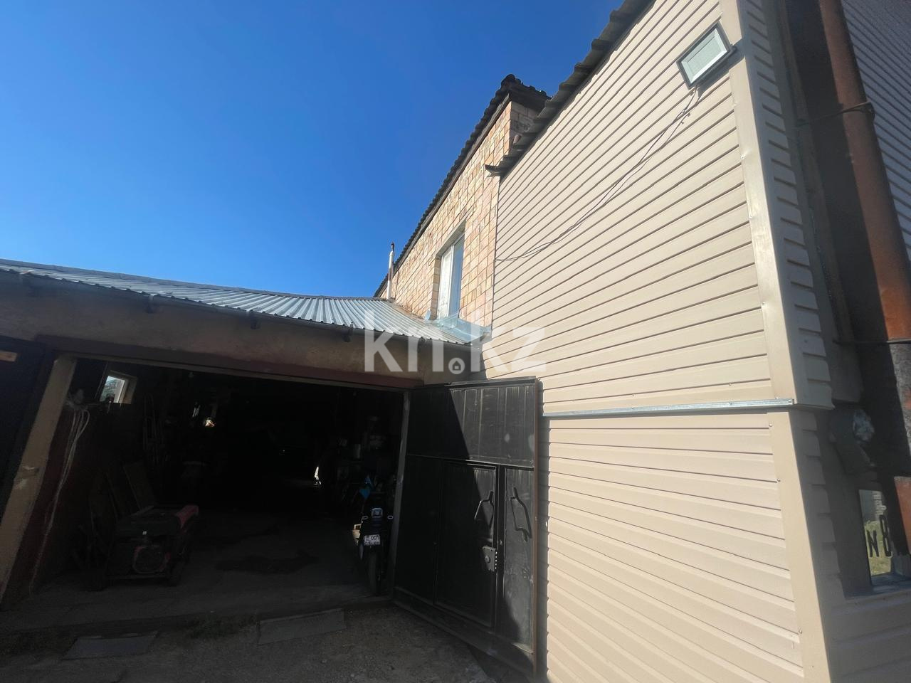 Продажа 5-комнатного дома, 271 м², ул. Жакана Смакова в Караганде - фото 13